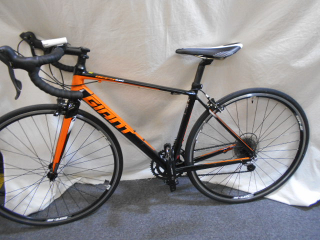 ジャイアント ロードバイク 自転車買取致しました。